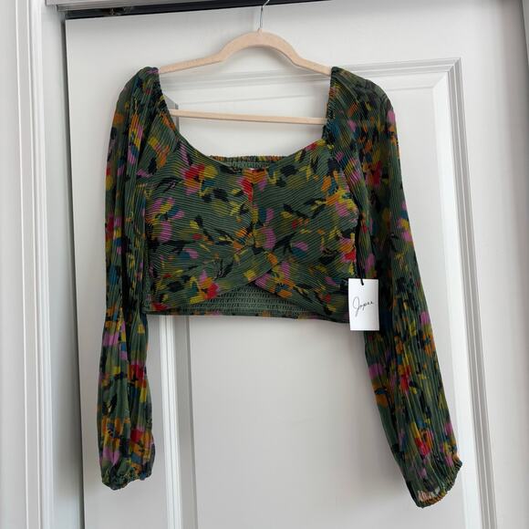 NWT Women’s Japna Floral Pleated Green Cropped Long Sleeve Top Sz M Feminine - Picture 1 of 9